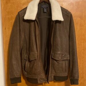 size Large, Brown Leather Bomber Jacket with removable fur Collar